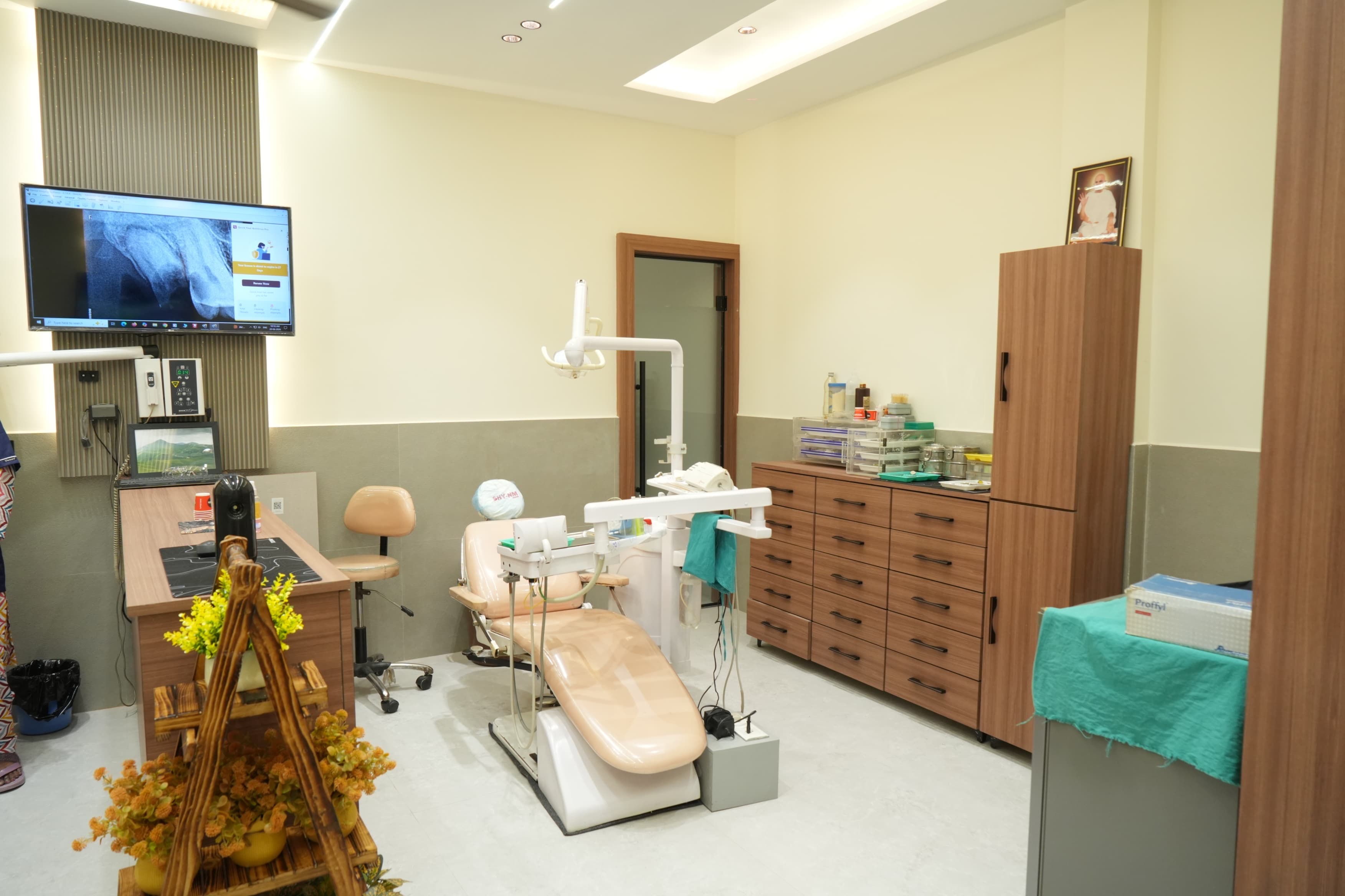 Dencity Dental Care clinic interior